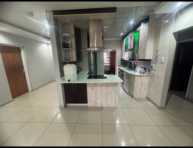 3 BEDROOM HOUSE FOR SALE IN DENNESIG